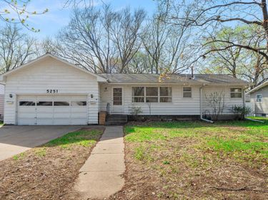 5251 Quebec Avenue N, New Hope, MN 55428