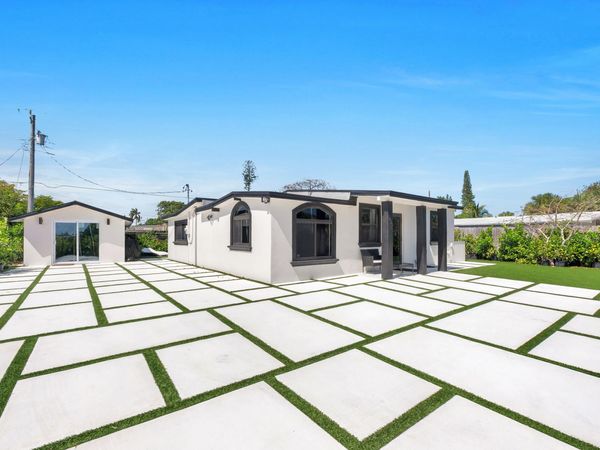 1433 NE 53rd Court, Pompano Beach, FL 33064