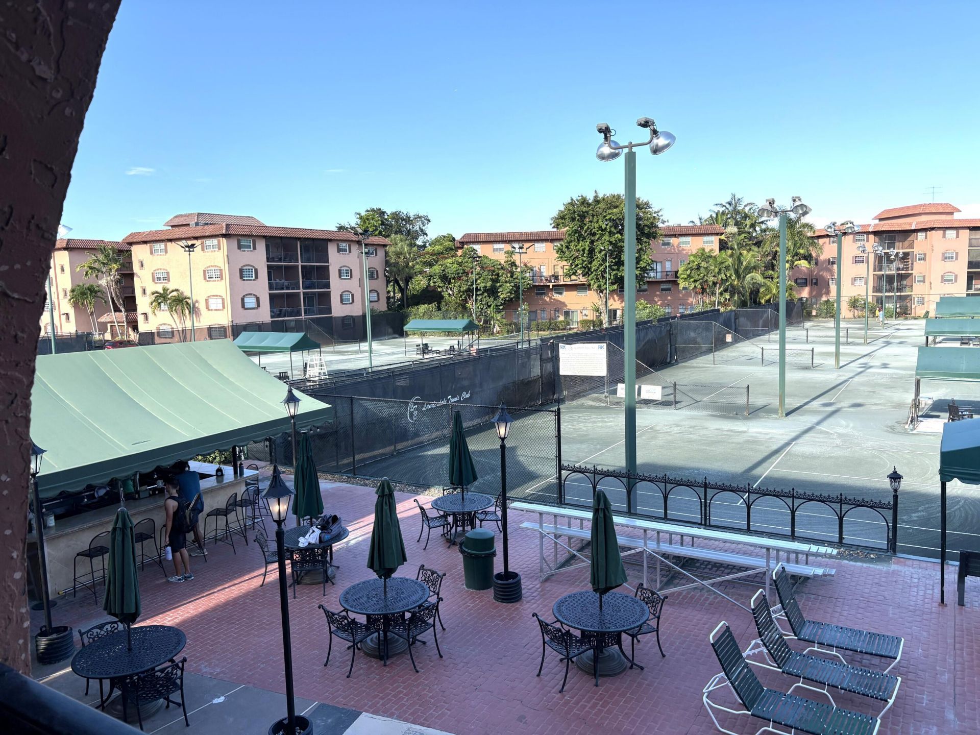 670 Tennis Club Drive, Unit 303, Fort Lauderdale, FL 33311 Photo