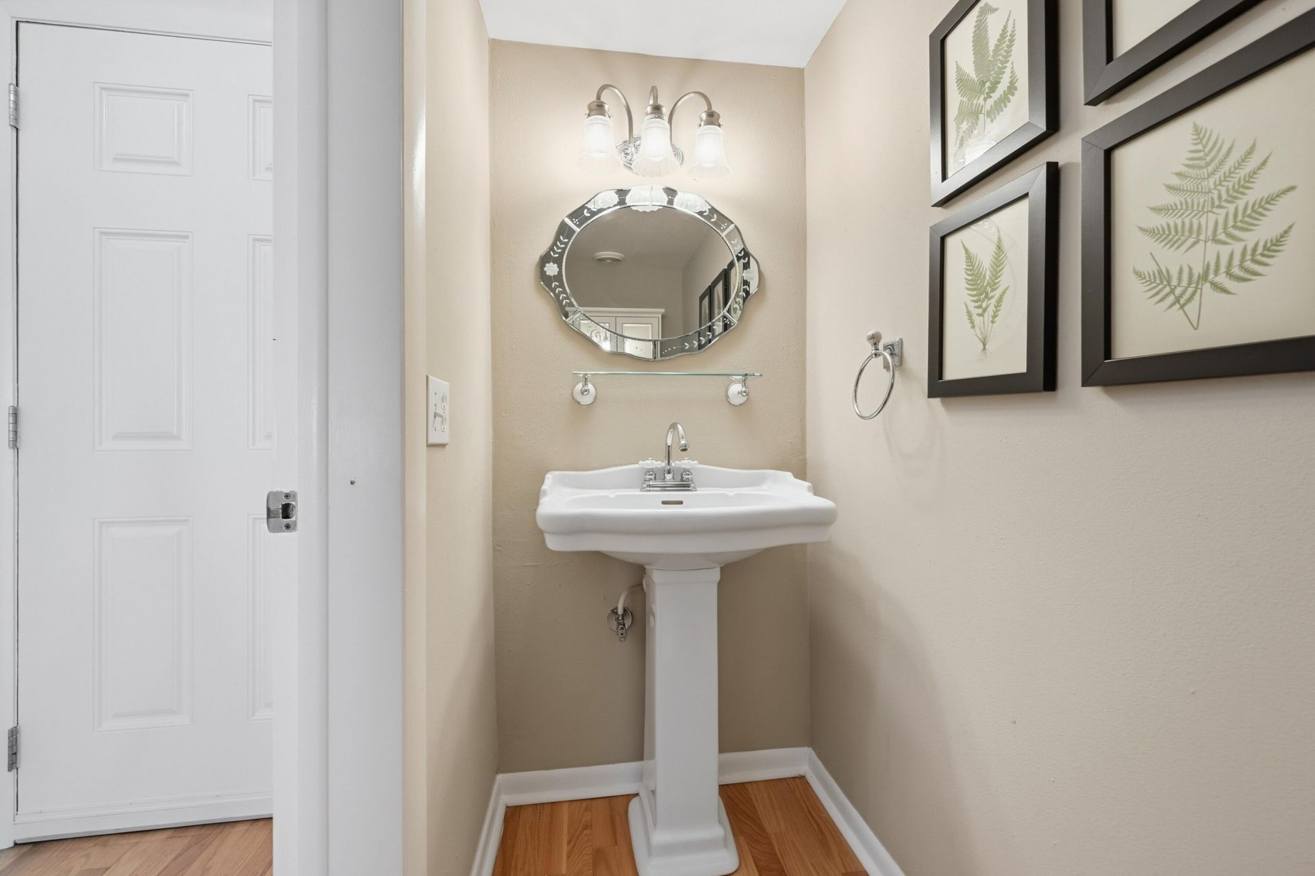 670 Tennis Club Drive, Unit 303, Fort Lauderdale, FL 33311 Photo