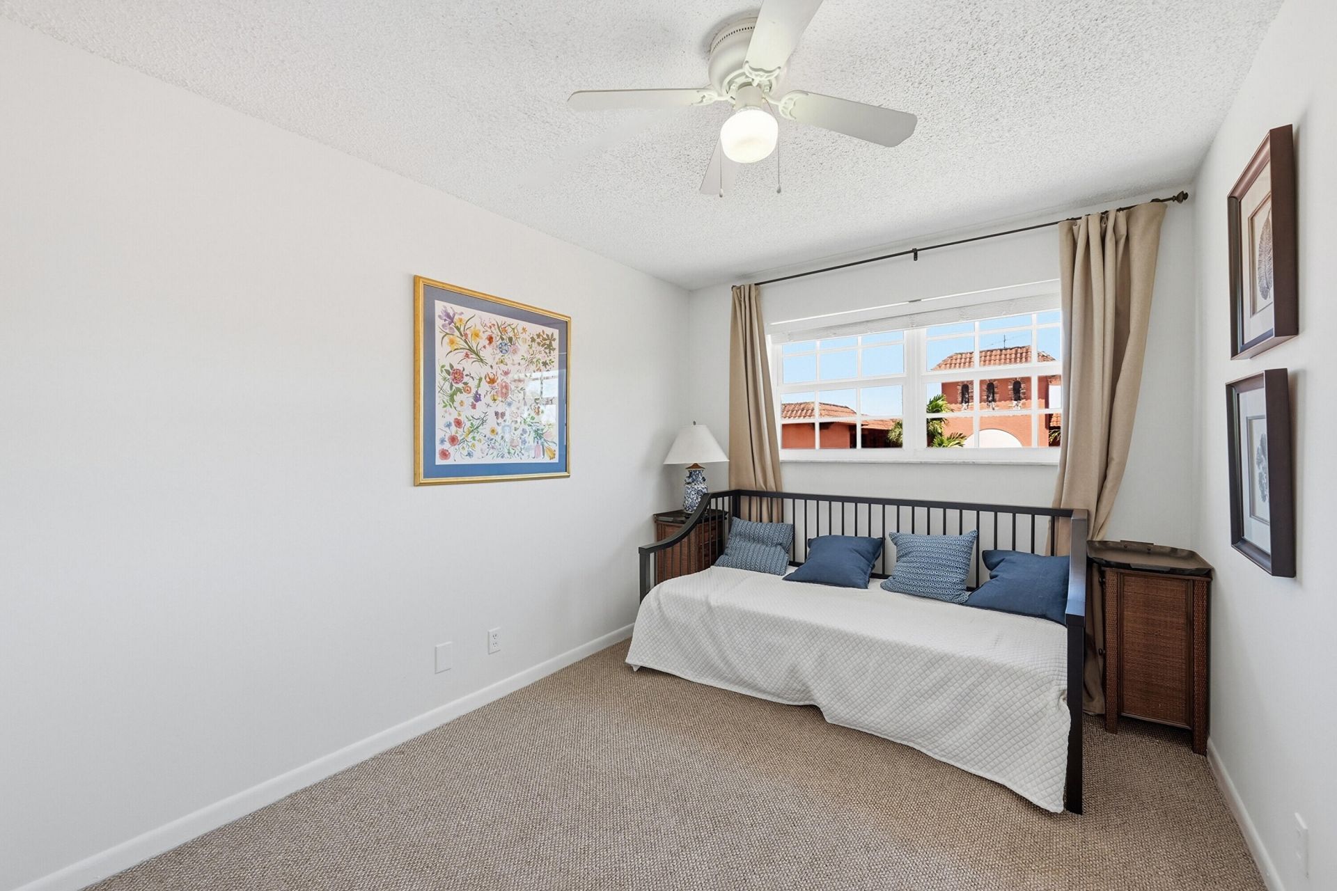 670 Tennis Club Drive, Unit 303, Fort Lauderdale, FL 33311 Photo