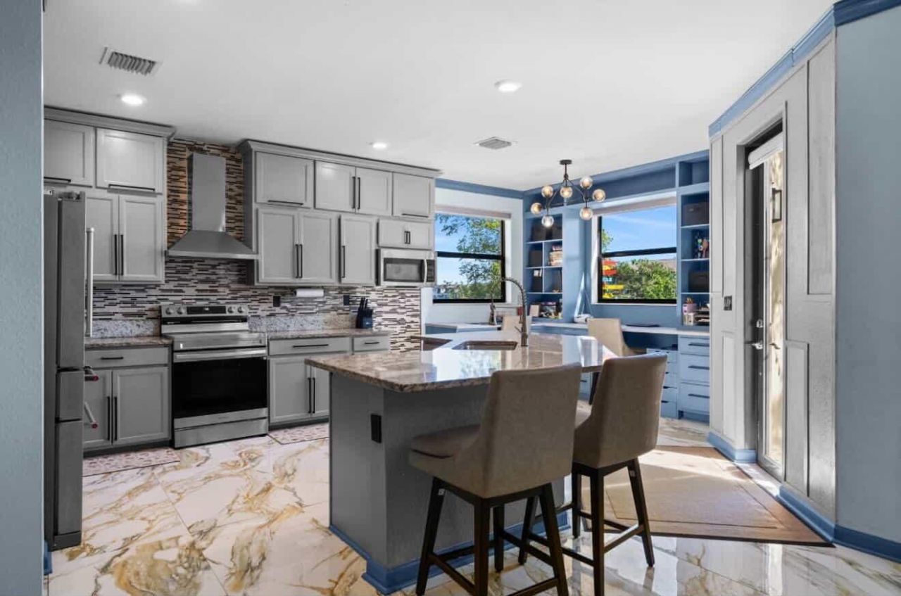 9331 W 35th Avenue, Hialeah, FL 33018 Photo