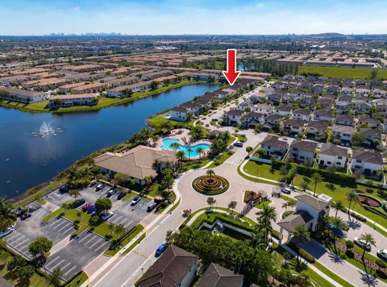 9331 W 35th Avenue, Hialeah, FL 33018 Photo