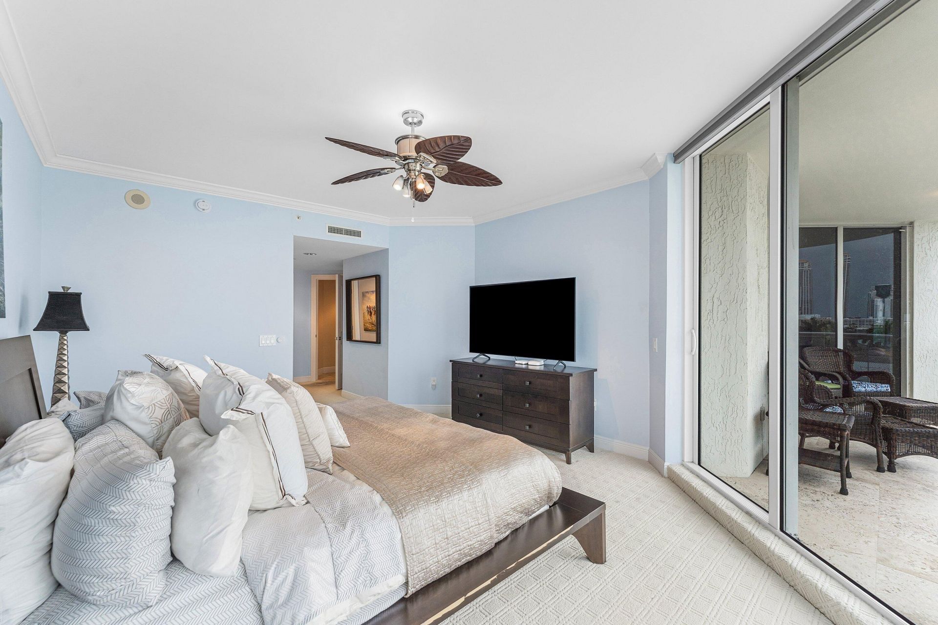 6000 Island Boulevard, Unit 604, Aventura, FL 33160 Photo