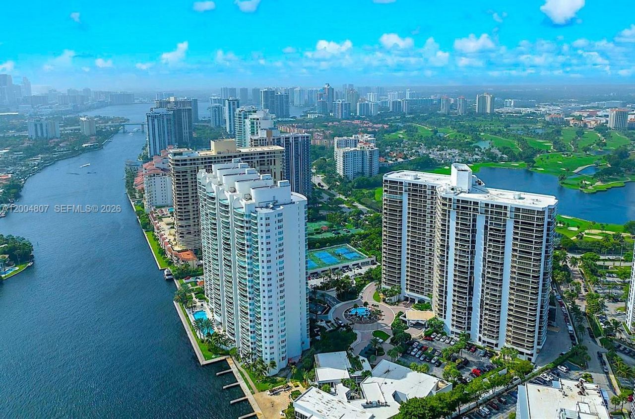 20201 E Country Club Dr, Unit 2806/07, Aventura, FL 33180 Photo