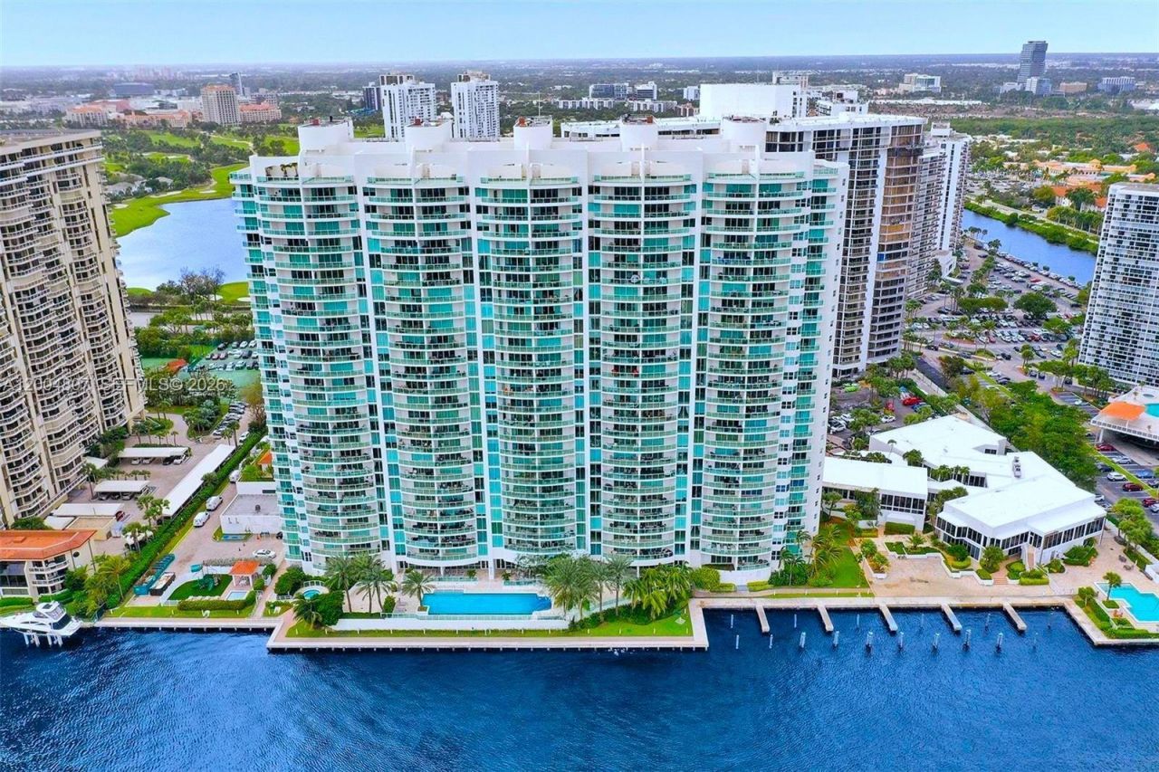 20201 E Country Club Dr, Unit 2806/07, Aventura, FL 33180 Photo