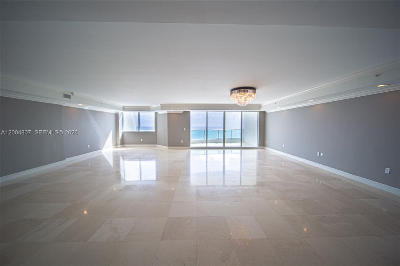 20201 E Country Club Dr, Unit 2806/07, Aventura, FL 33180 Photo