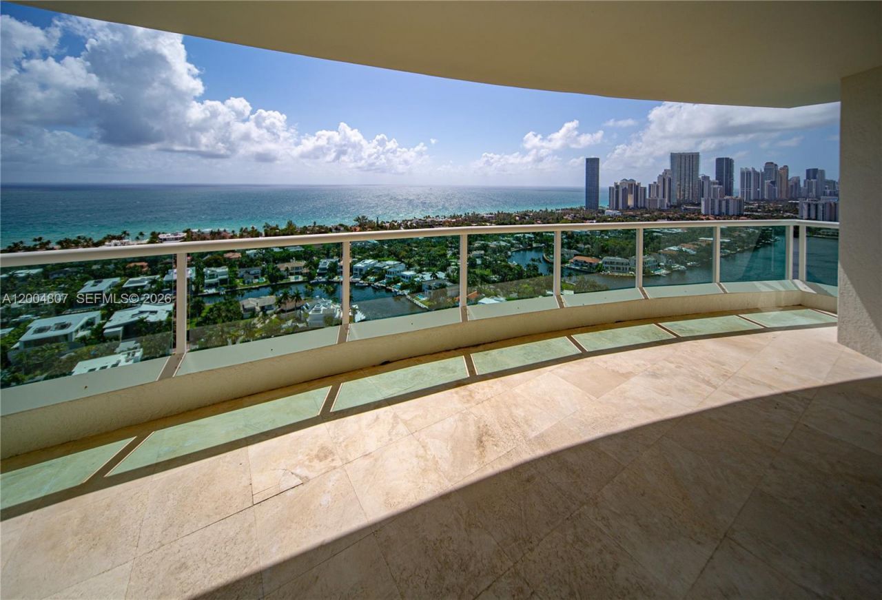 20201 E Country Club Dr, Unit 2806/07, Aventura, FL 33180 Photo
