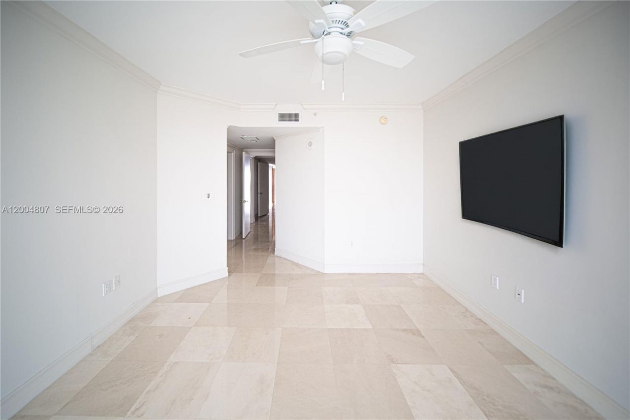 20201 E Country Club Dr, Unit 2806/07, Aventura, FL 33180 Photo