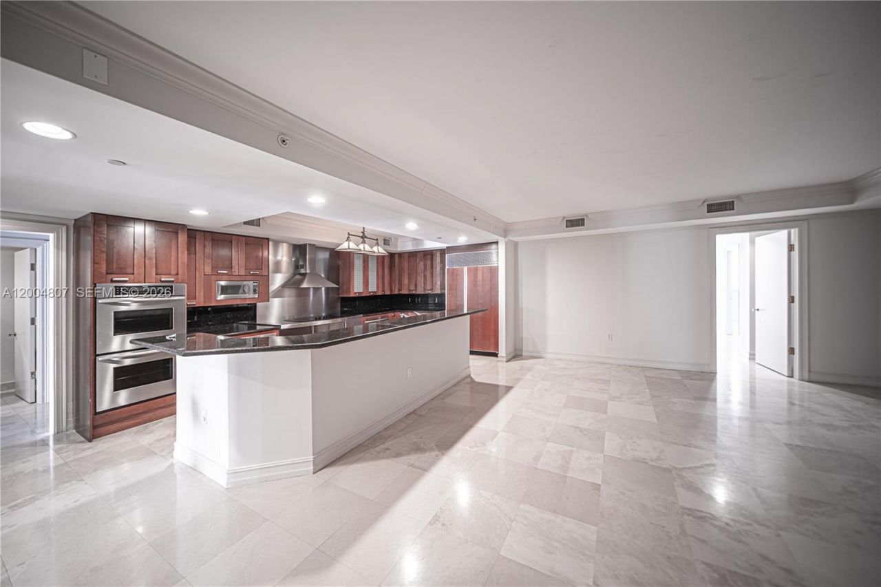 20201 E Country Club Dr, Unit 2806/07, Aventura, FL 33180 Photo