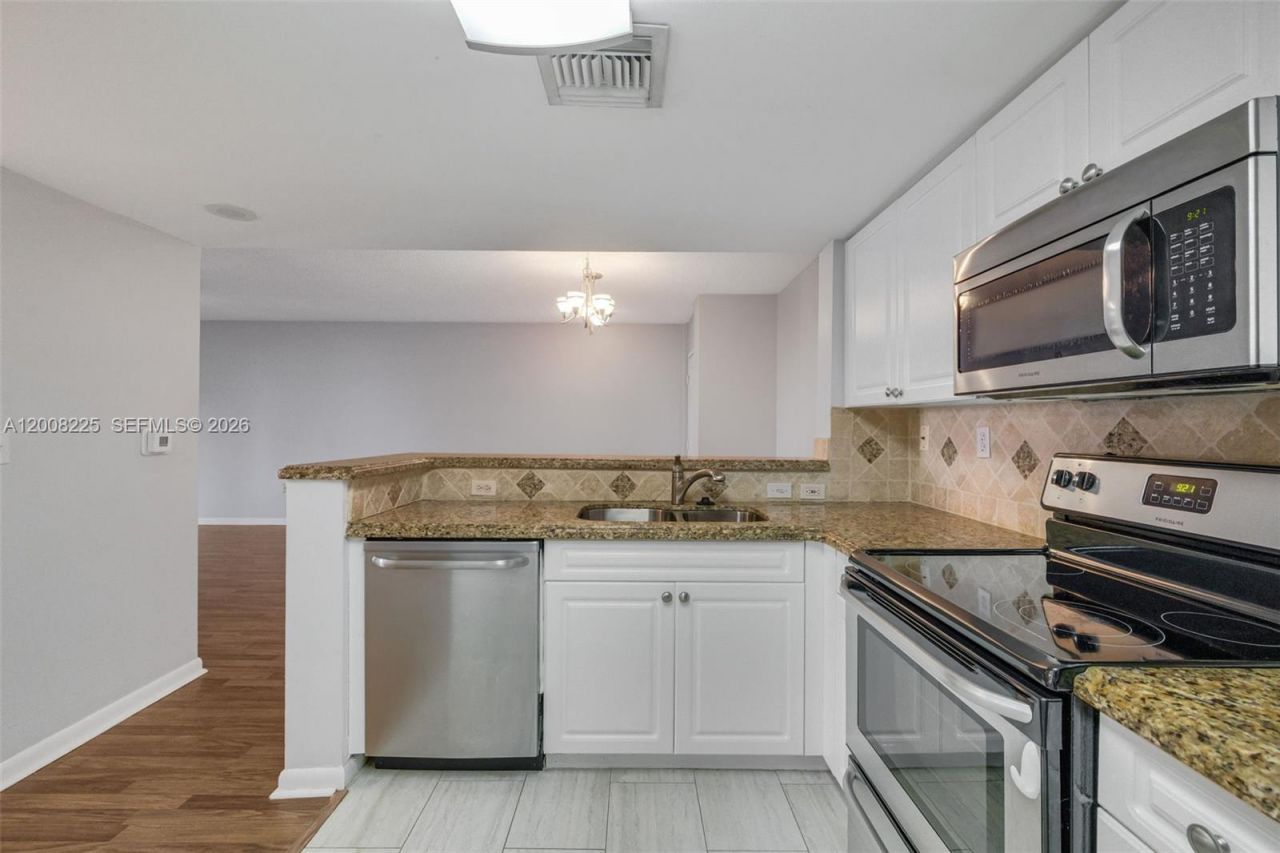520 SE 5th Ave , Unit 3305, Fort Lauderdale, FL 33301 Photo