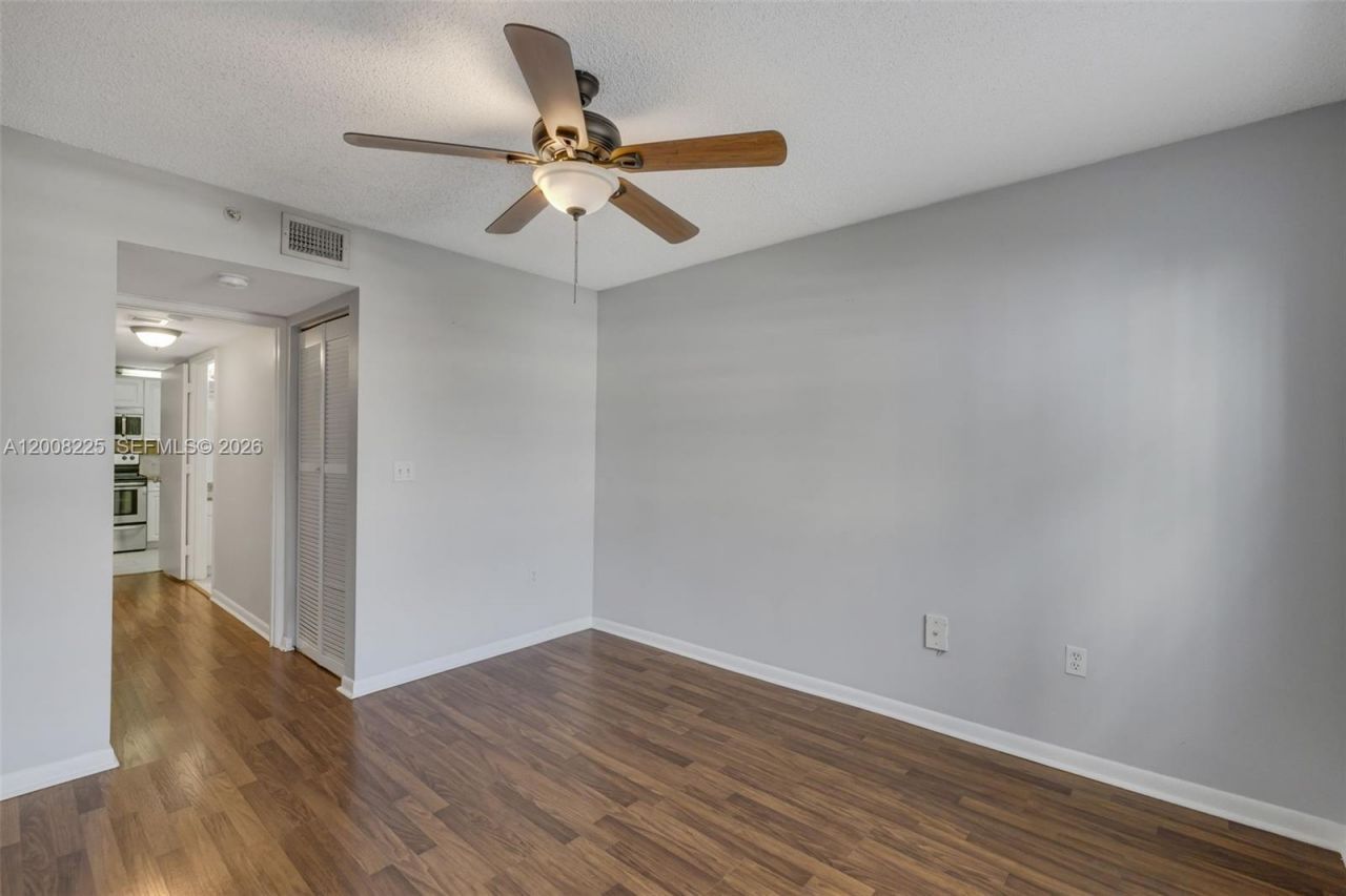 520 SE 5th Ave , Unit 3305, Fort Lauderdale, FL 33301 Photo