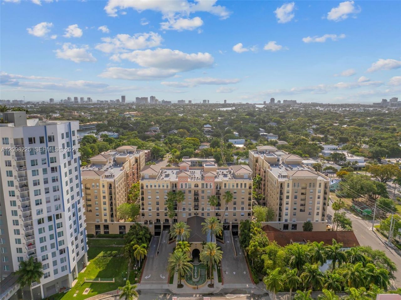 520 SE 5th Ave , Unit 3305, Fort Lauderdale, FL 33301 Photo