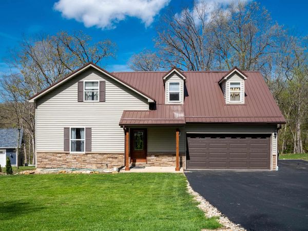 139 COTTONWOOD Court, Dahinda, IL 61428