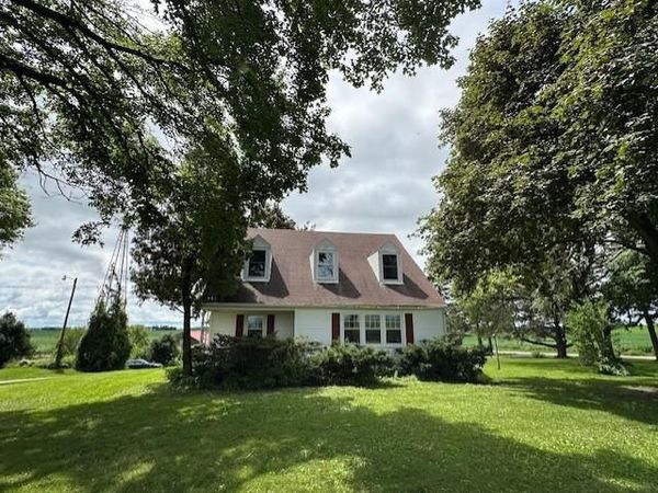W8089 County Road K, Arlington, WI 53911