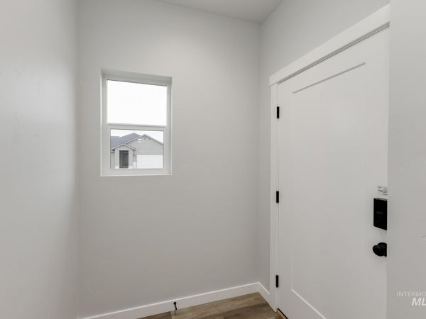 2146 S Border Way, Meridian, ID 83642