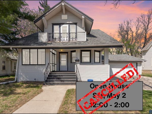 710 E 2nd St, Canton, SD 57013
