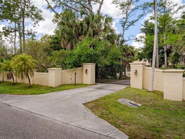 1781 21st ST SW, NAPLES, FL 34117