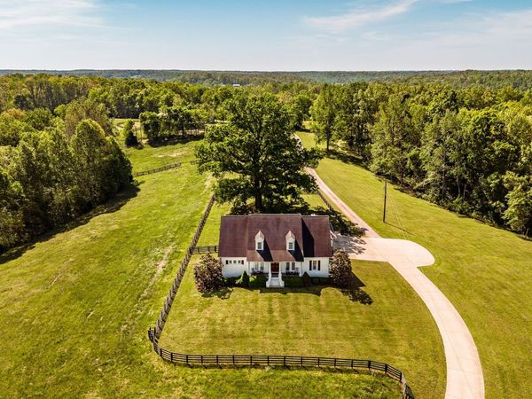 8137 Shoals Branch Rd , Primm Springs, TN 38476