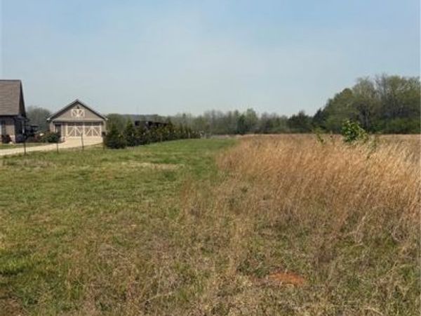 38 Ravenfield Road , Taylorsville, GA 30178