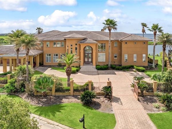 1512 LAKESHORE Drive , Slidell, LA 70461