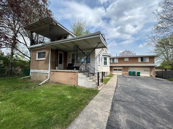 514 N Harris Road, York Twp, MI 48198