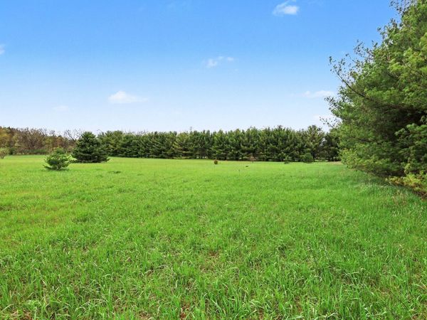 3724 Russell Street NE, Cedar Springs, MI 49319