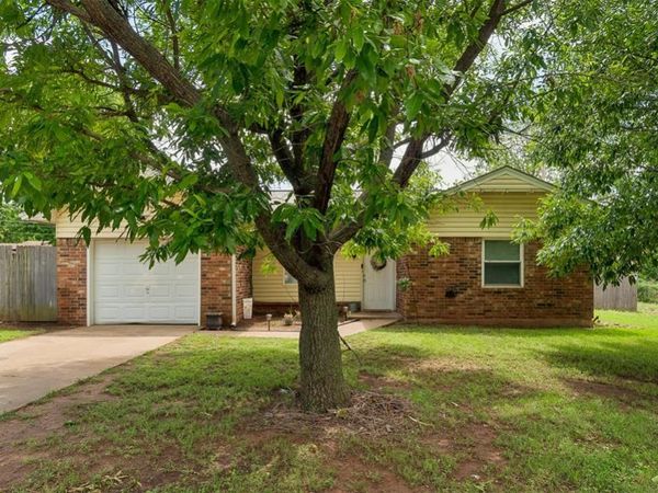 3108 Gwendolyn Lane, Edmond, OK 73034