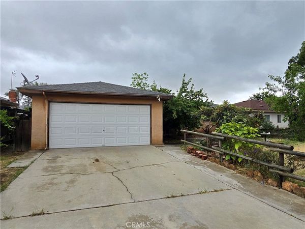 1405 Sonora, Madera, CA 93638