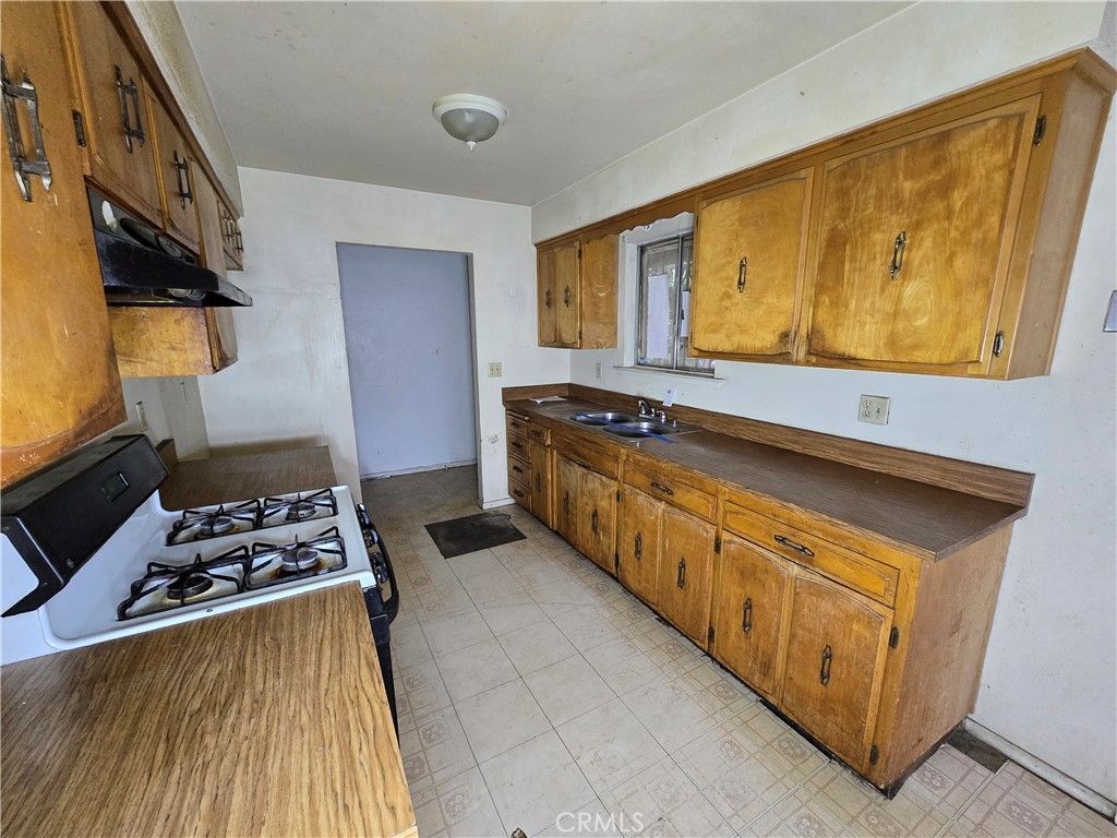 1405 Sonora, Madera, CA 93638 Main Photo