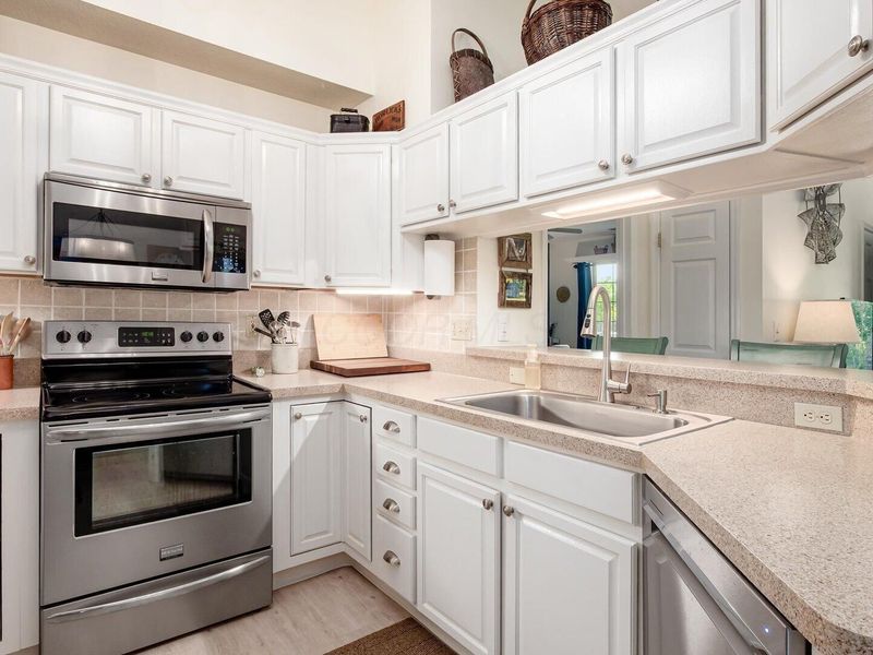 669 Kensington Drive , Heath, OH 43056 Photo 12