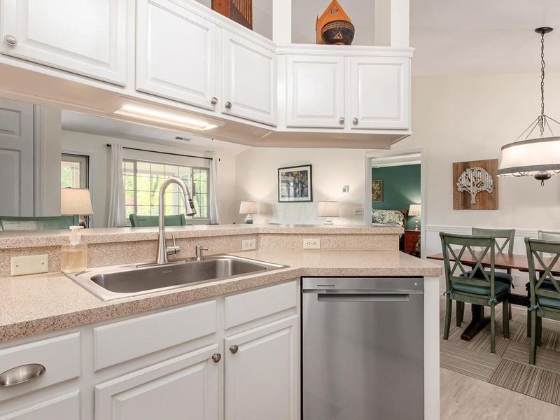 669 Kensington Drive , Heath, OH 43056 Photo 13