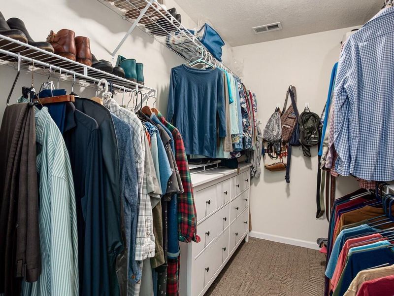 669 Kensington Drive , Heath, OH 43056 Photo 17