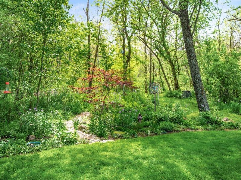 669 Kensington Drive , Heath, OH 43056 Photo 6