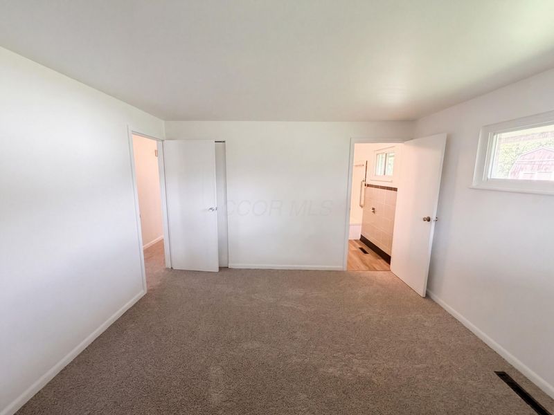 924 Miriam Drive W, Columbus, OH 43204 Photo 11