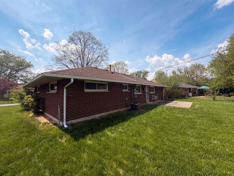 924 Miriam Drive W, Columbus, OH 43204 Photo 16