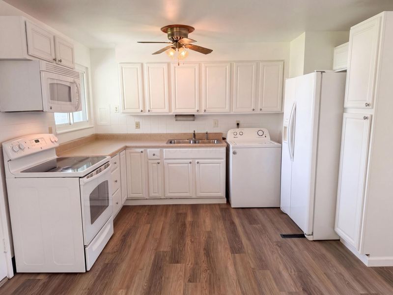 924 Miriam Drive W, Columbus, OH 43204 Photo 2