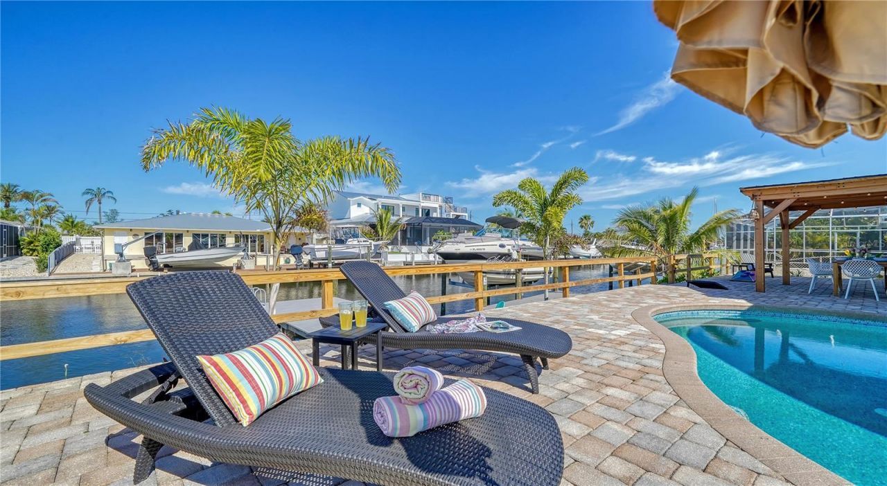 3912 99th Street W, Bradenton, FL 34210 Photo