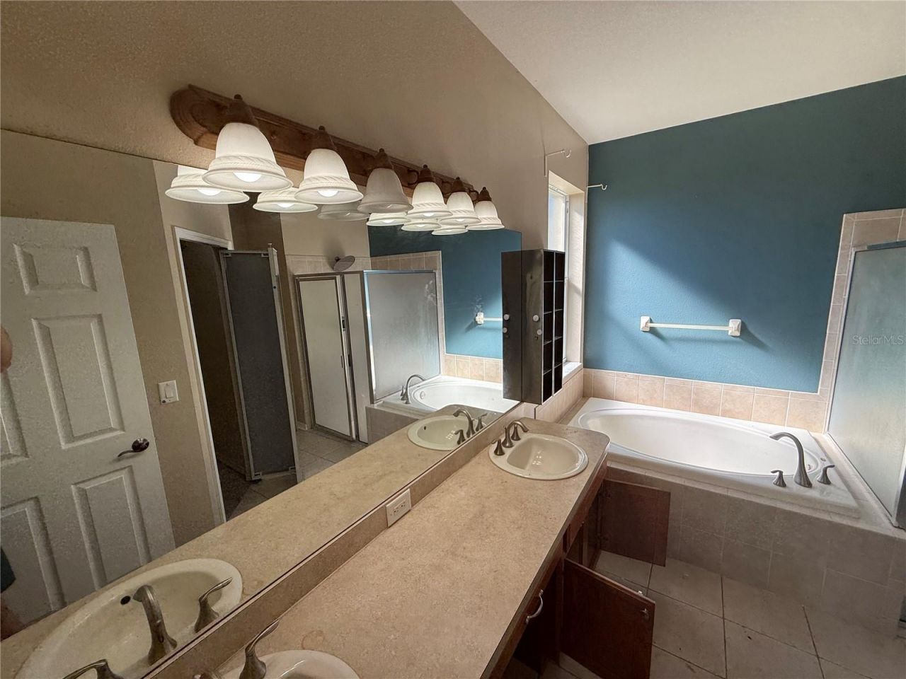 8429 Hunters Fork Loop , Ruskin, FL 33573 Photo