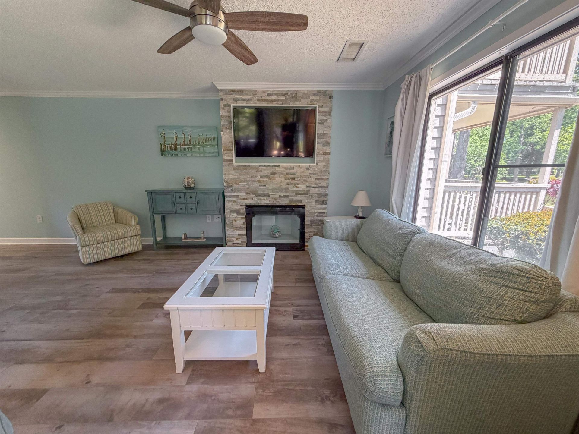 215 Baslow Ct.  Photo 5
