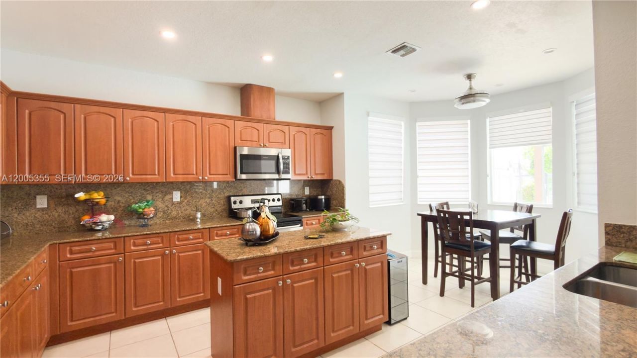 2180 SW 152nd Pl , Miami, FL 33185 Photo
