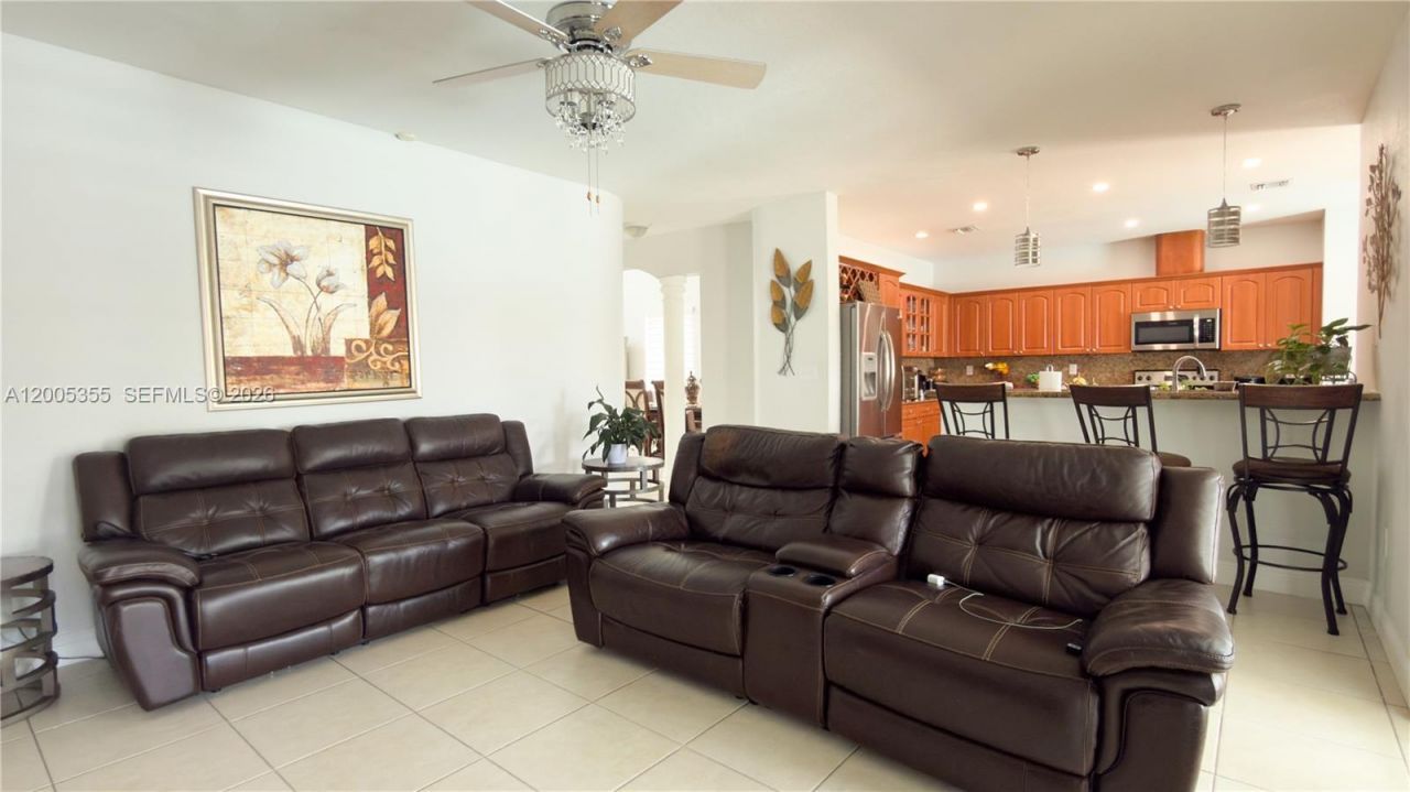 2180 SW 152nd Pl , Miami, FL 33185 Photo