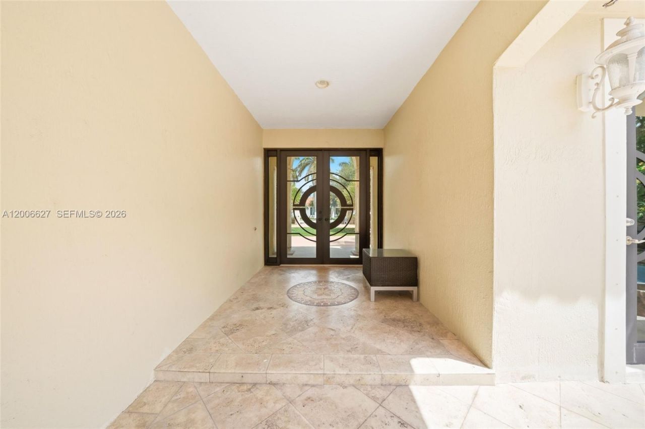9898 NW 133rd St , Hialeah Gardens, FL 33018 Photo