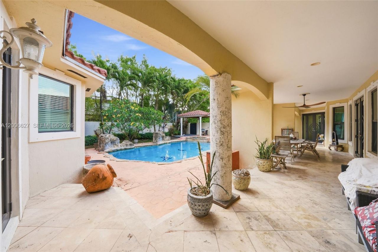 9898 NW 133rd St , Hialeah Gardens, FL 33018 Photo