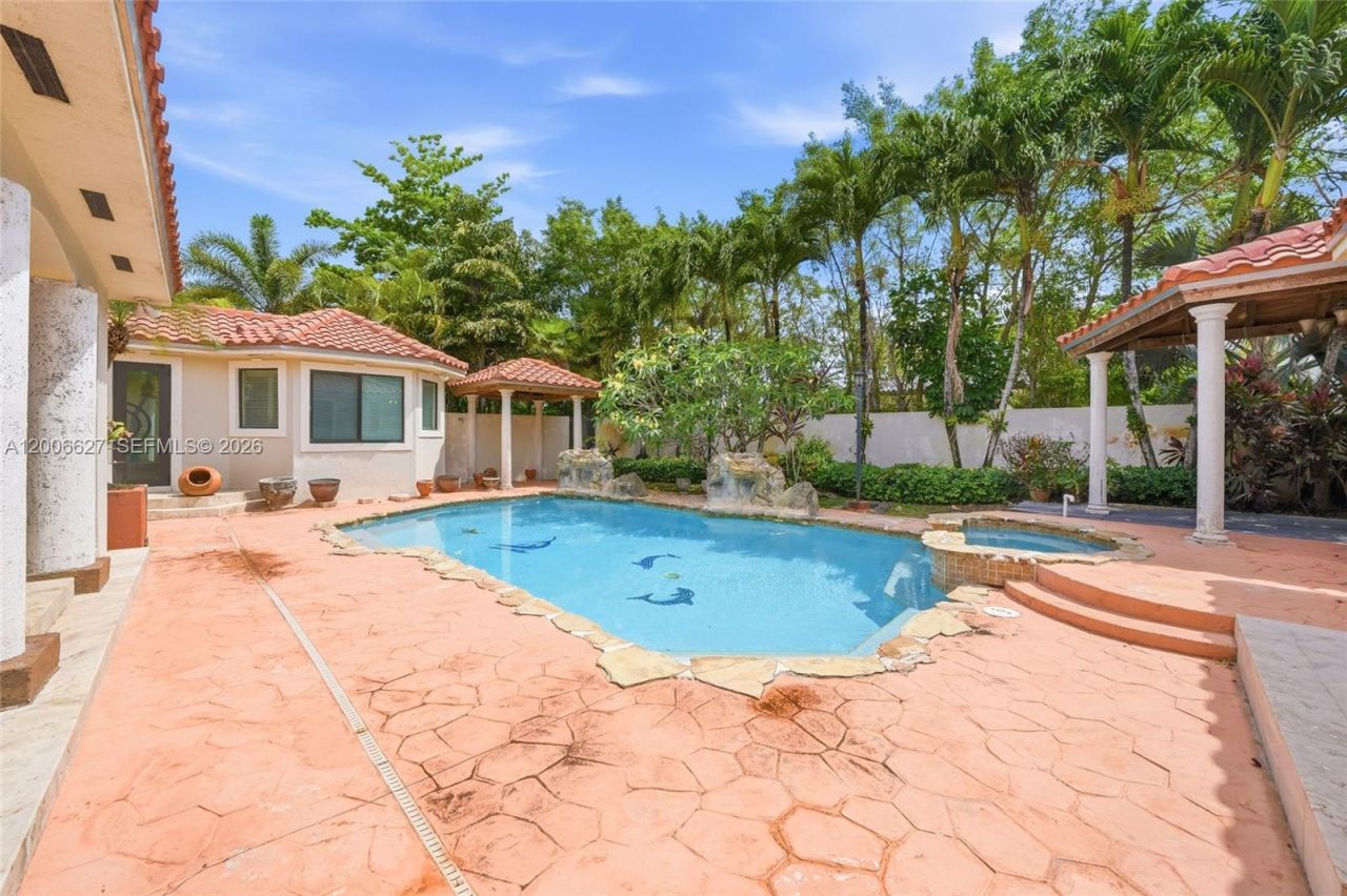 9898 NW 133rd St , Hialeah Gardens, FL 33018 Photo