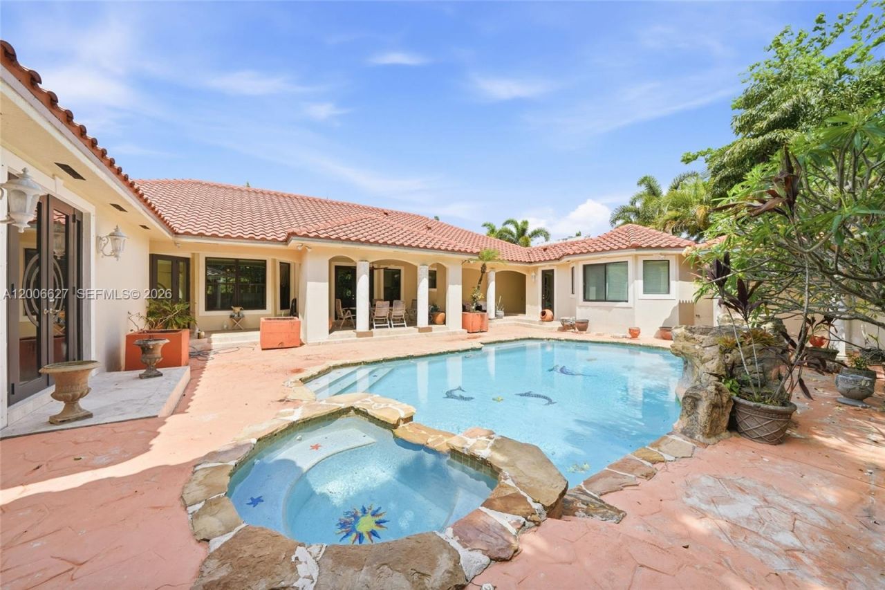 9898 NW 133rd St , Hialeah Gardens, FL 33018 Photo