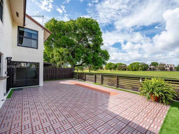 10340 NW 5th Ter , Unit 1-26, Miami, FL 33172