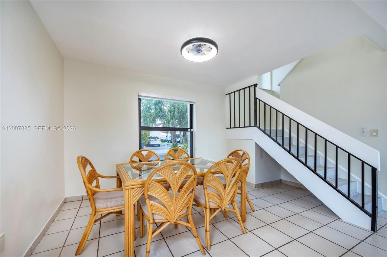 10340 NW 5th Ter, Unit 1-26, Miami, FL 33172 Photo