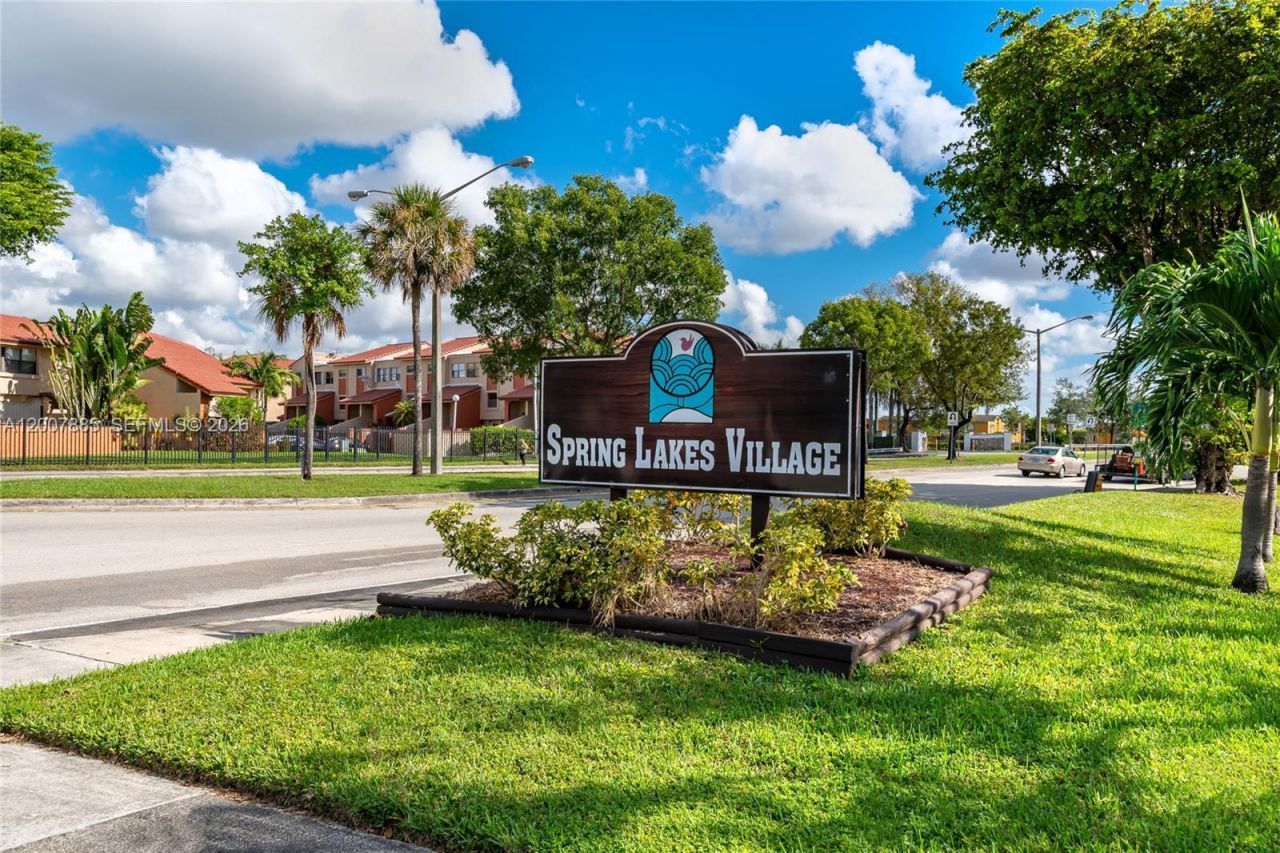 10340 NW 5th Ter, Unit 1-26, Miami, FL 33172 Photo