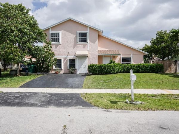 11311 SW 164th Ter , Miami, FL 33157